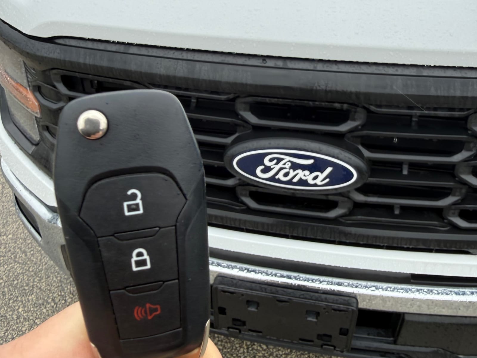 Duplicate Key / Spare Key on 2024 FORD F-150 by Pop-A-Lock Canada in Clearview, Ontario